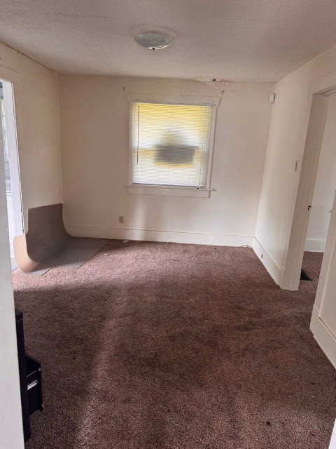 1729 N Woodford St: photo 19