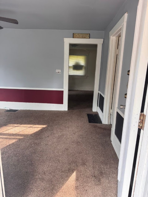 1729 N Woodford St: photo 22