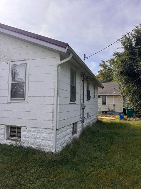 1729 N Woodford St: photo 5