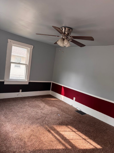 1729 N Woodford St: photo 9