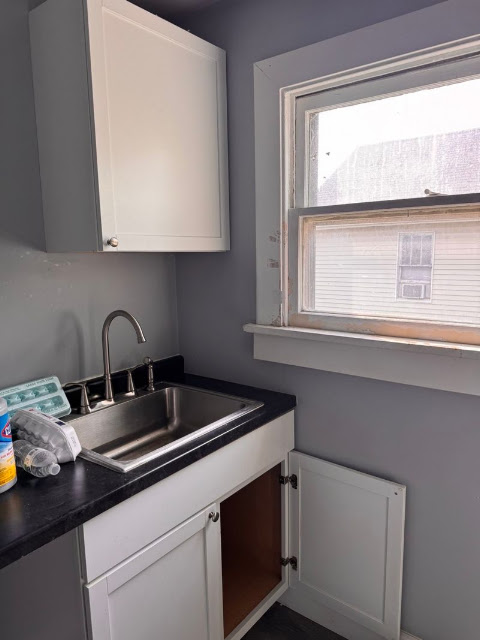 1729 N Woodford St: photo 13