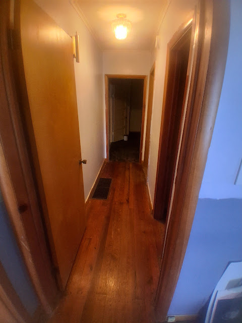 1310 E Poplar St: photo 24