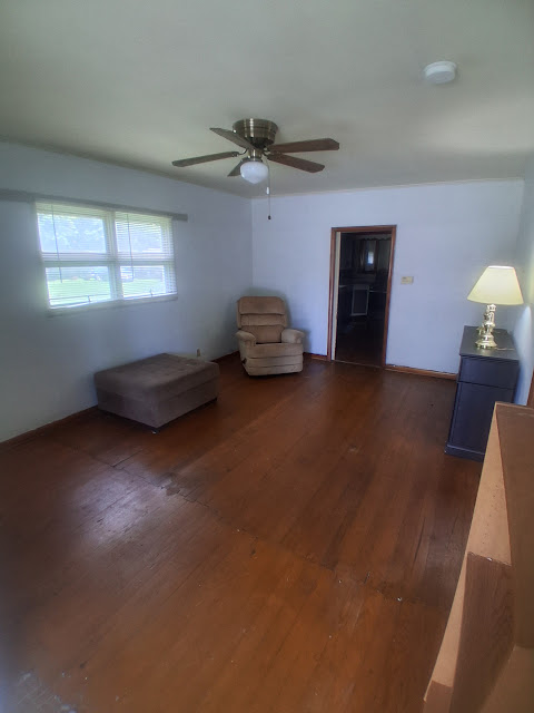 1310 E Poplar St: photo 10