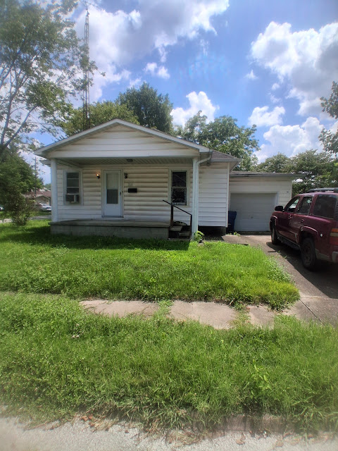1310 E Poplar St: main photo