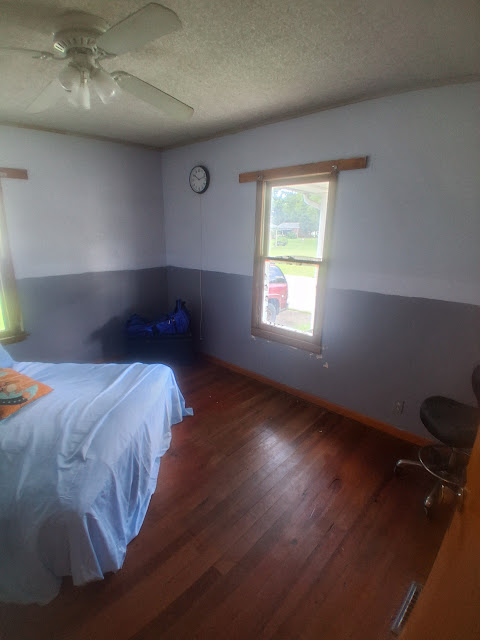1310 E Poplar St: photo 38