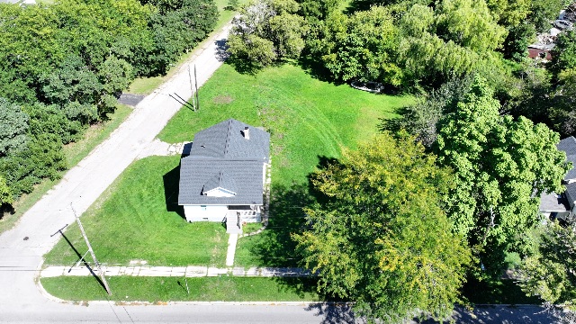 2128 Fordney St: photo 8