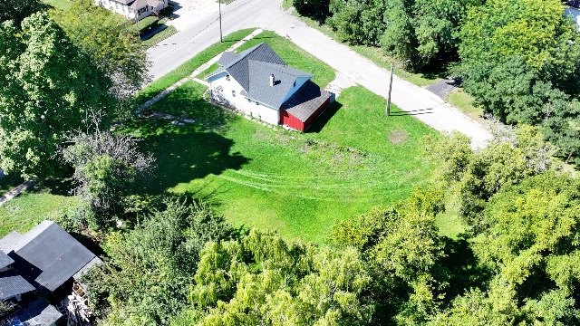 2128 Fordney St: photo 34