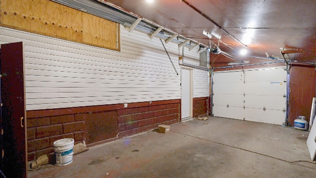 2128 Fordney St: photo 23