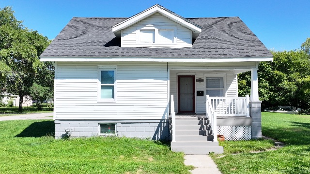 2128 Fordney St: photo 26