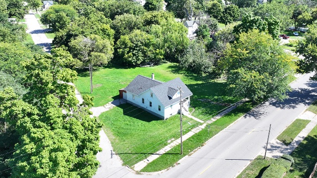 2128 Fordney St: photo 31