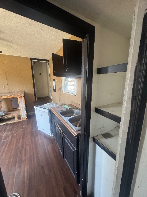 2317 N Fulton Ave: photo 3