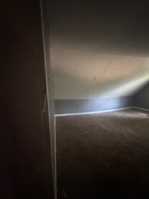 2317 N Fulton Ave: photo 32