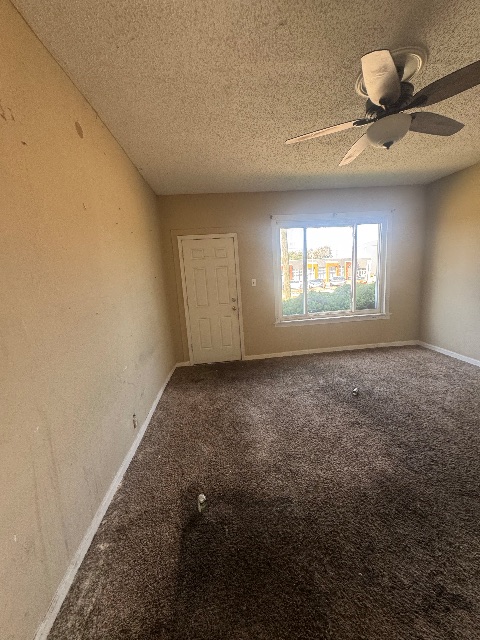 2317 N Fulton Ave: photo 8