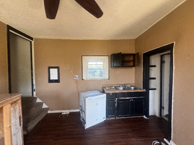 2317 N Fulton Ave: photo 5