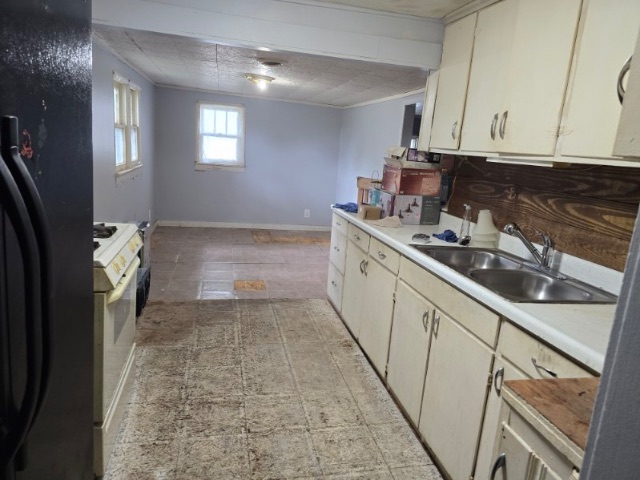 807 W Illinois St: photo 3