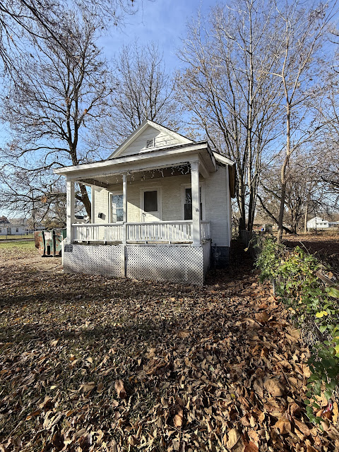 1353 N Morgan St: photo 2