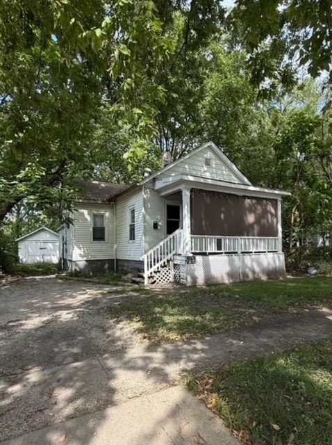 1353 N Morgan St: main photo