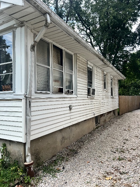 2055 N Church St: photo 3