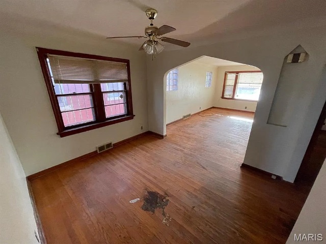 5275 Alcott Ave: photo 3