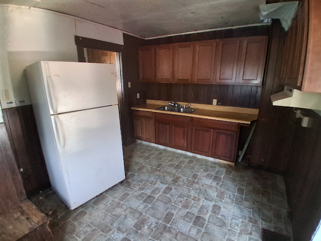 1204 N Jordan St: photo 30
