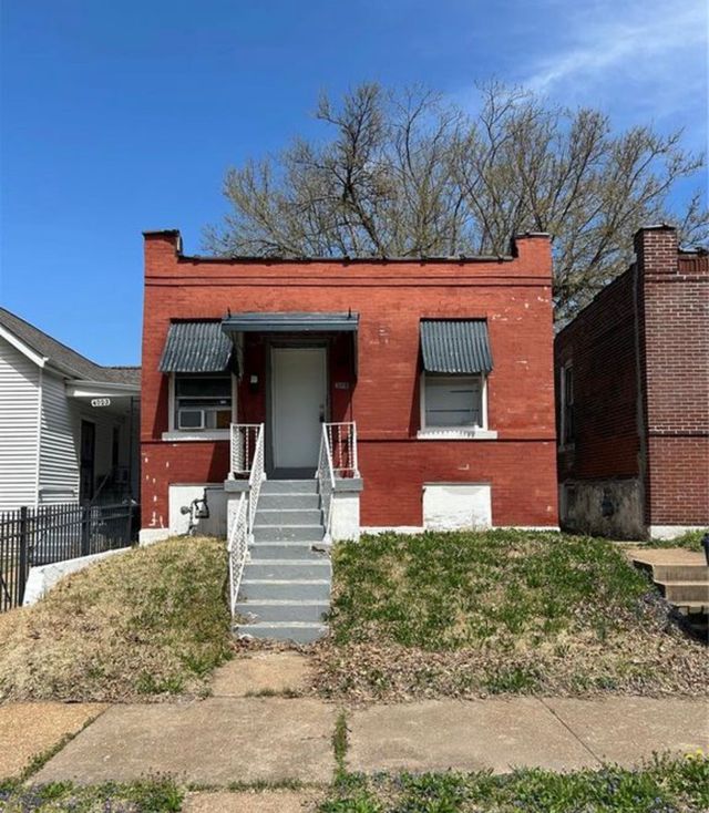 4021 Green Lea Pl: main photo