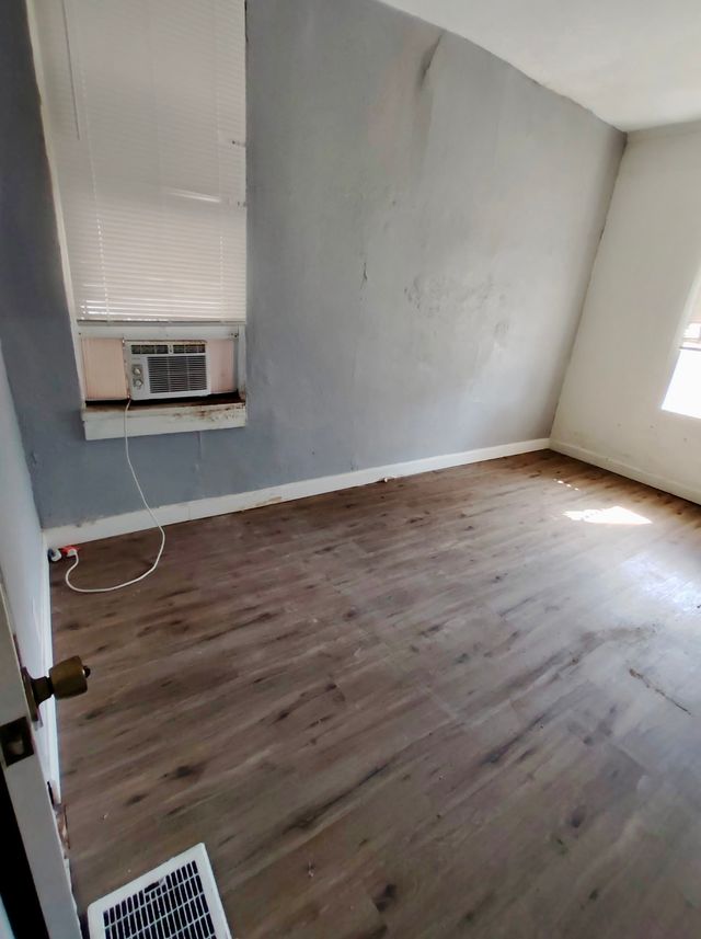 4021 Green Lea Pl: photo 12