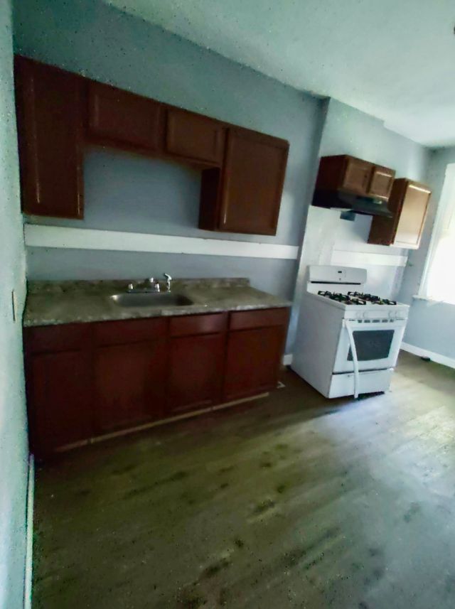 4021 Green Lea Pl: photo 7