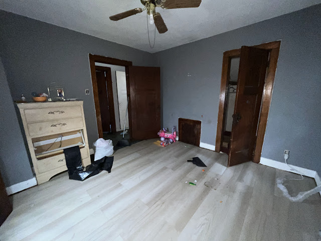 2558 State St: photo 14