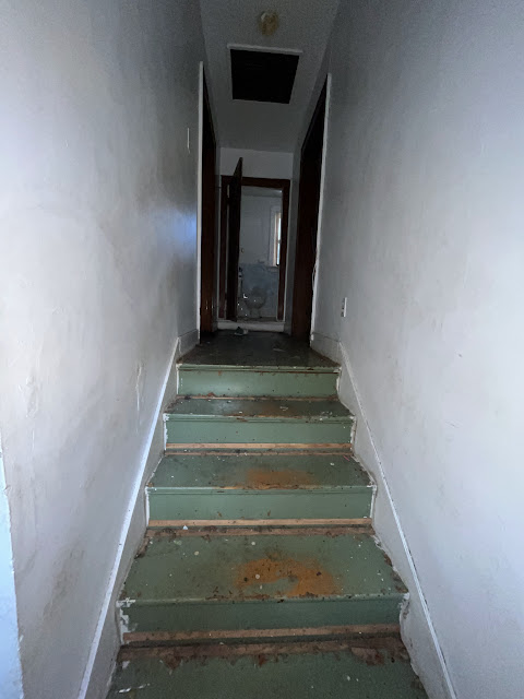 2558 State St: photo 26