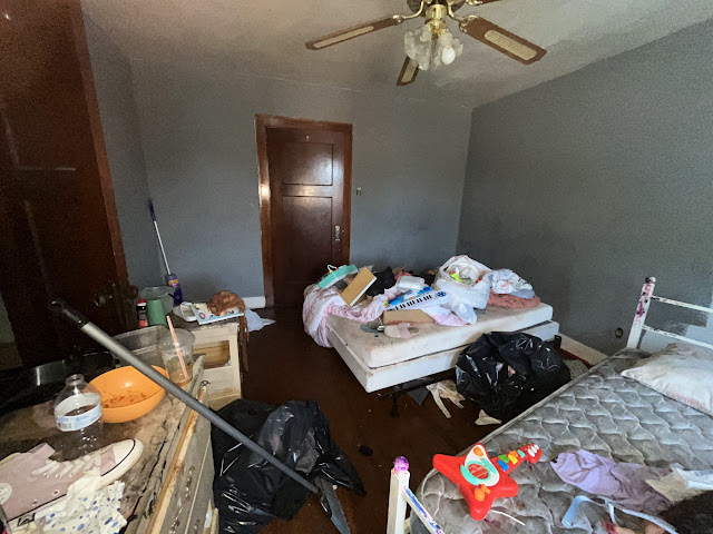 2558 State St: photo 12