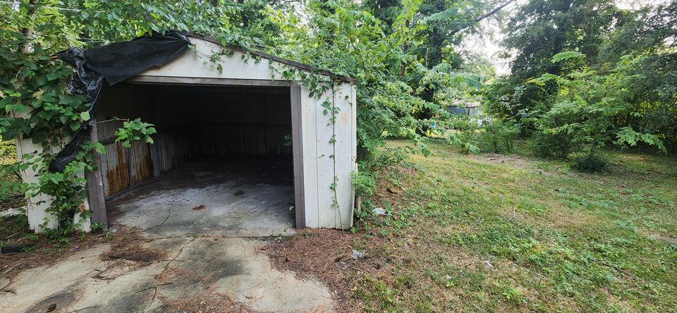 2911 Church St: photo 14