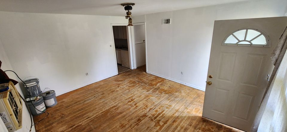 2911 Church St: photo 5