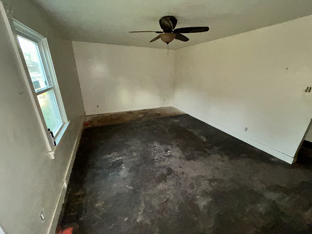 1117 W Packard St: photo 15