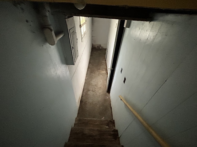 1117 W Packard St: photo 37