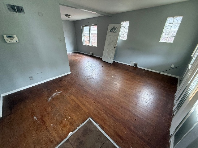 912 Slosson St: photo 21