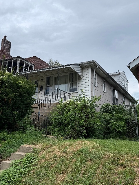 912 Slosson St: main photo