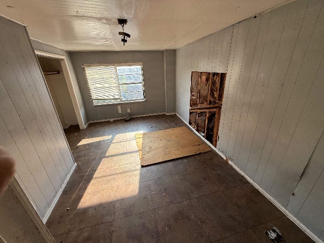 912 Slosson St: photo 29