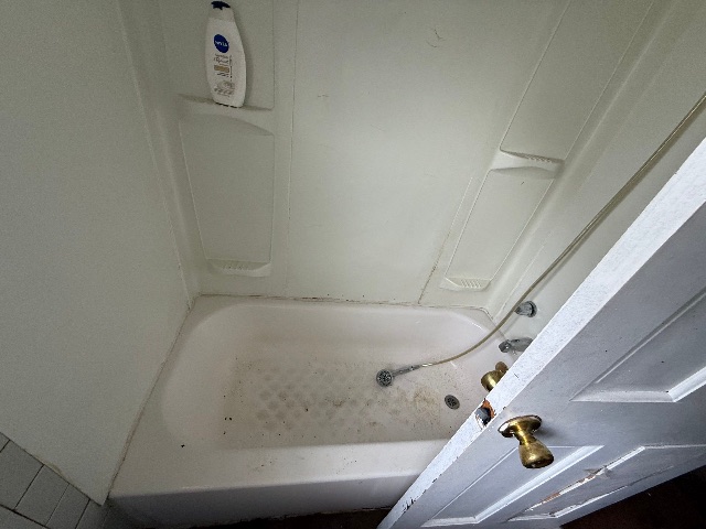 912 Slosson St: photo 27