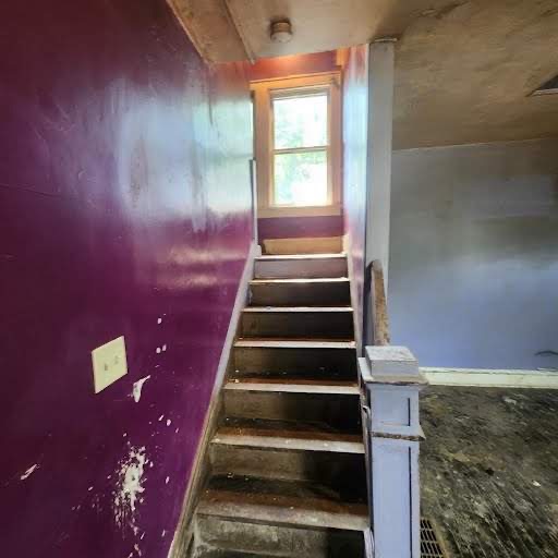 912 Slosson St: photo 40