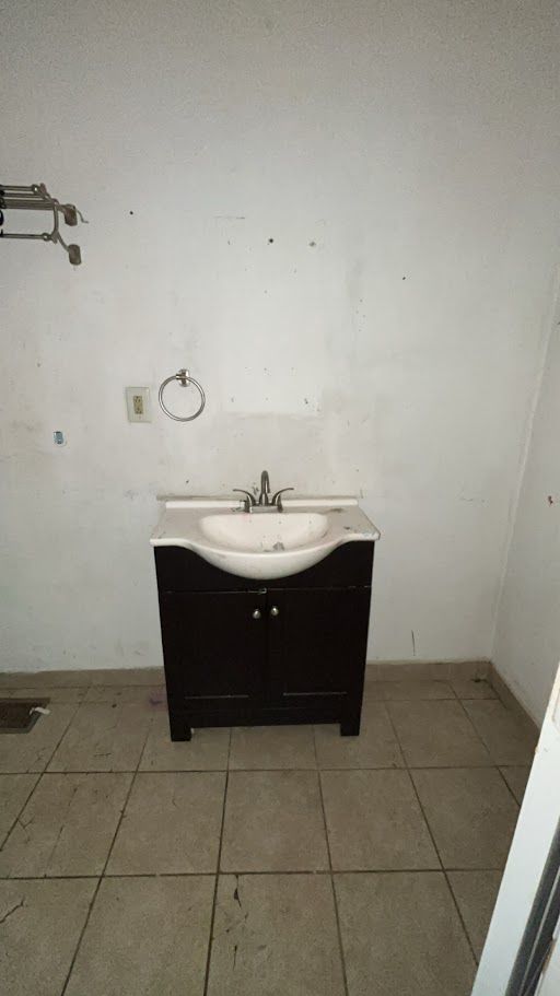 1942 N Church St: photo 16