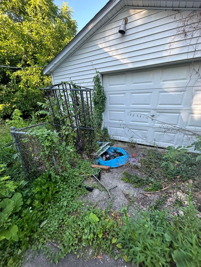 1942 N Church St: photo 6