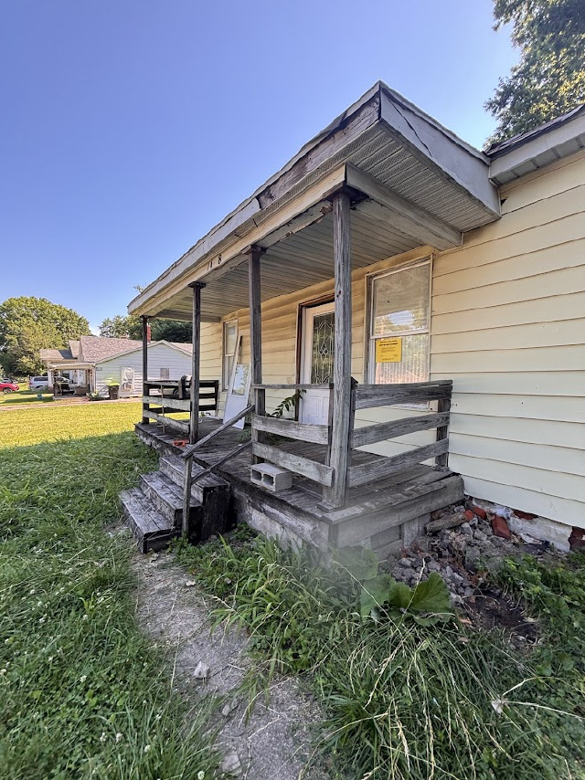 1428 N Gulick Ave: photo 2