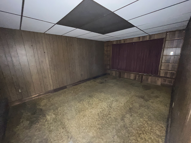 1123 Saint Benedict Dr: photo 24