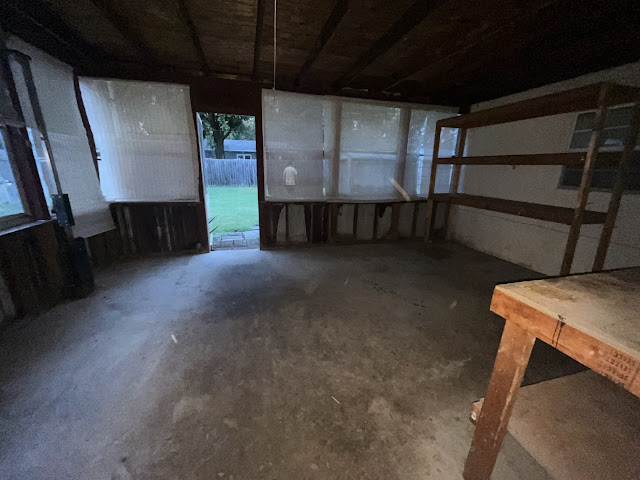 1123 Saint Benedict Dr: photo 28