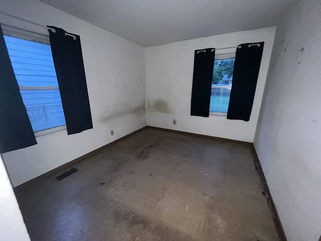 1123 Saint Benedict Dr: photo 13