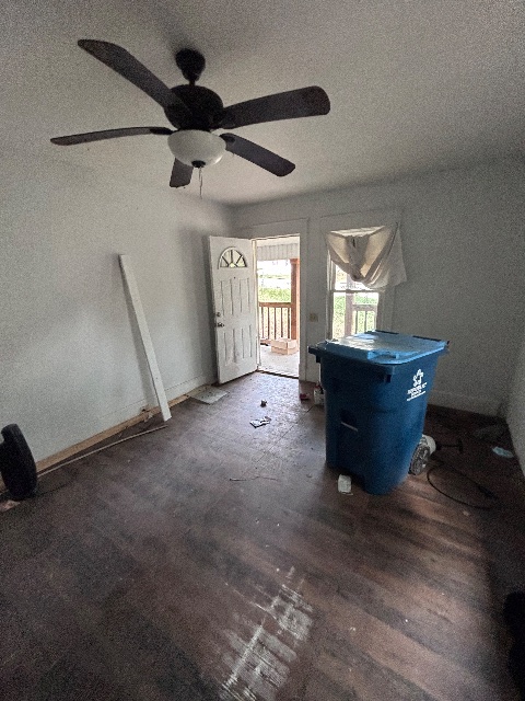 606 Anderson St: photo 25