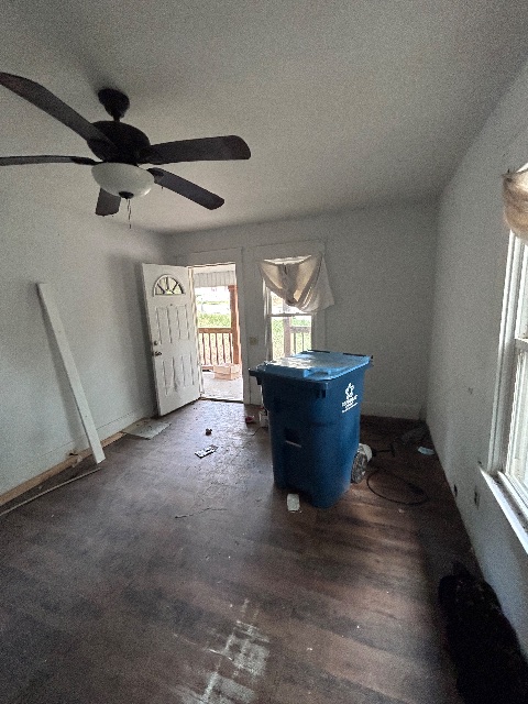 606 Anderson St: photo 7