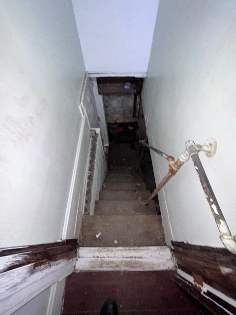 606 Anderson St: photo 19