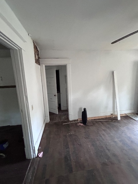 606 Anderson St: photo 26