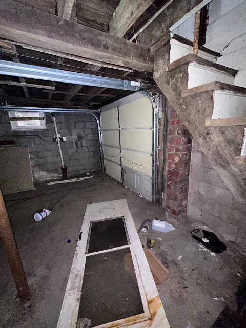 606 Anderson St: photo 23